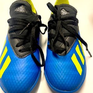 Adidas soccer cleats kids/toddler youth 11.5